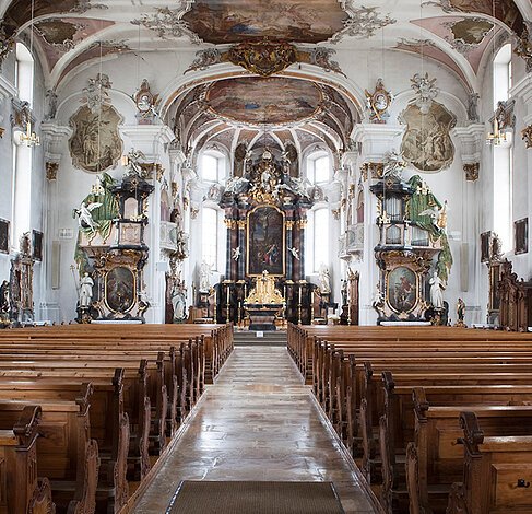 Meßkirch-Stadtkirche2-Donau-Sehenswürdigkeit-FrauNuding