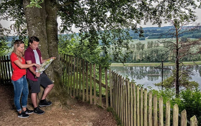 Finkenstein-Aussicht-Donau-Landschaft-ManuelaKellner