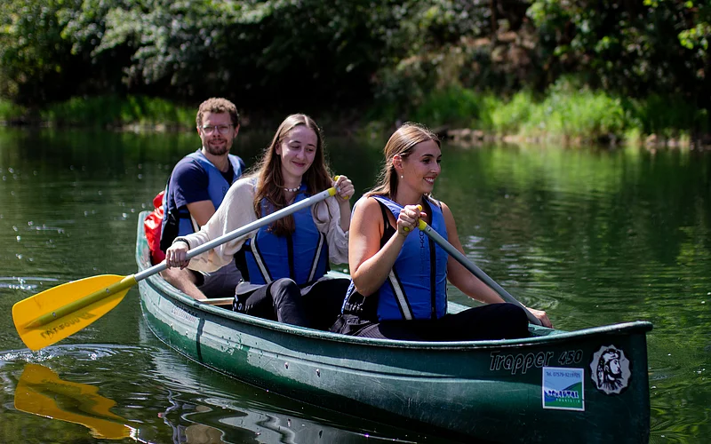Sigmaringen-Kanufahren-Donau-Landschaft -NinaKleiner