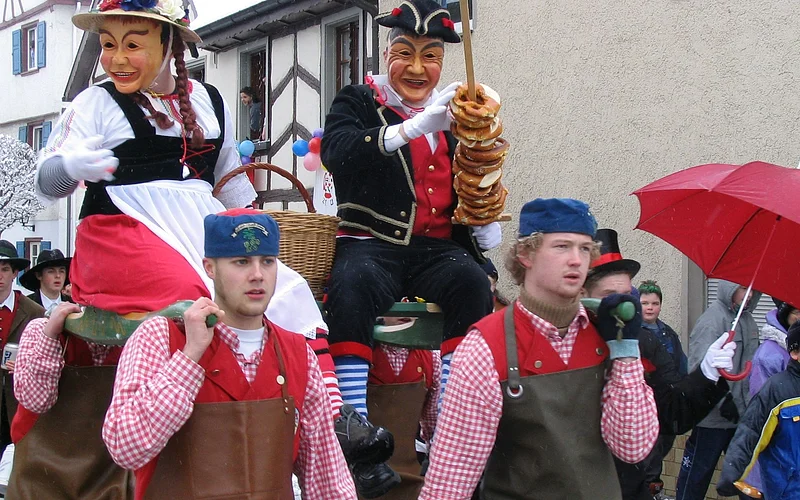 Scheer-Fasnacht2-Donau-Personen-StadtScheer