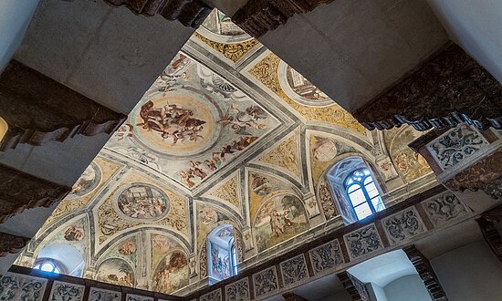 Neuburg-Schlosskapelle-Donau-Sehenswürdigkeit-MaximilianSemsch